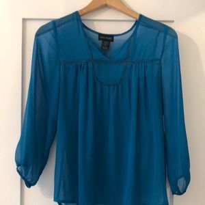turquoise blouse